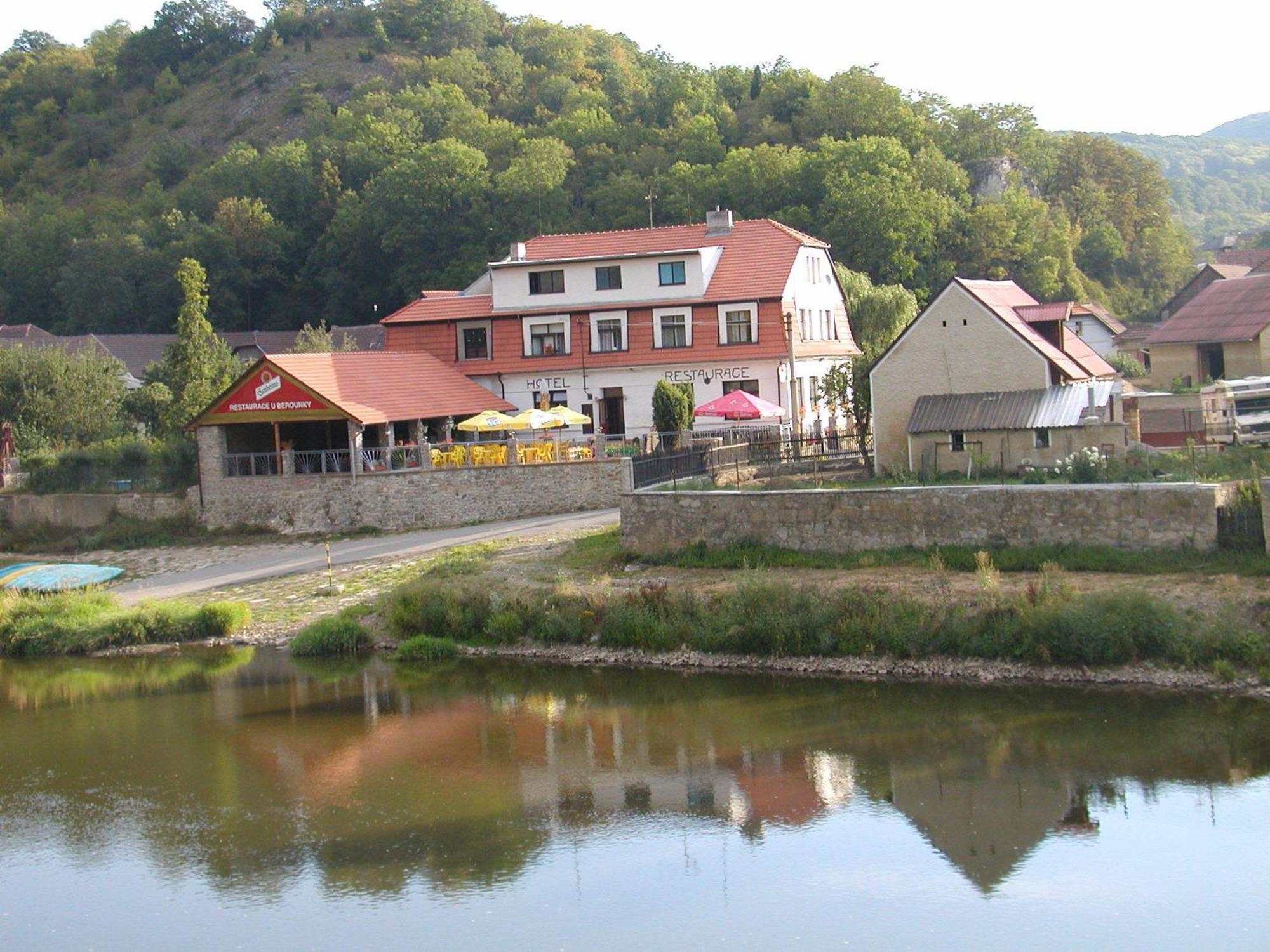 Hotel U Berounky Srbsko Exterior foto